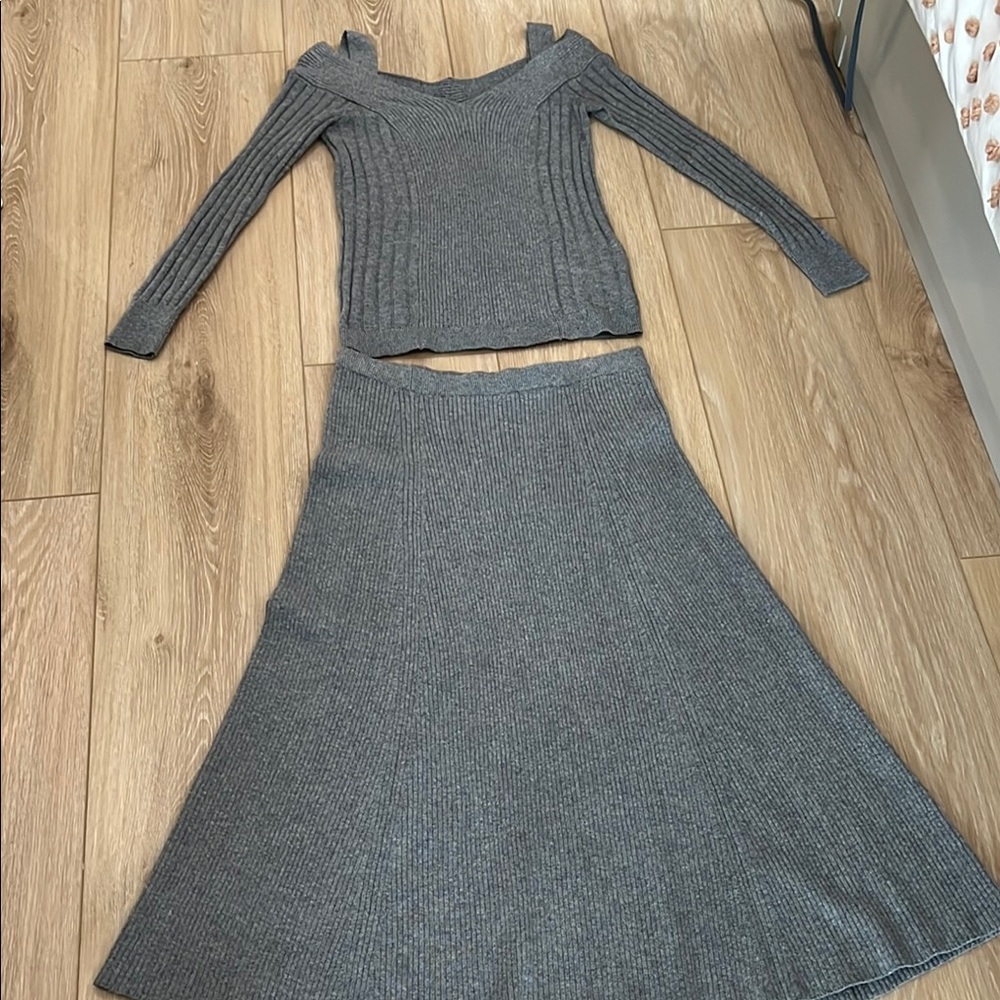 Banana Republic Gray Ribbed Knit Skirt & Matching Top